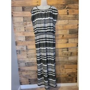 SALE-Stitch brand women's black and white stripped maxi dress size 1x